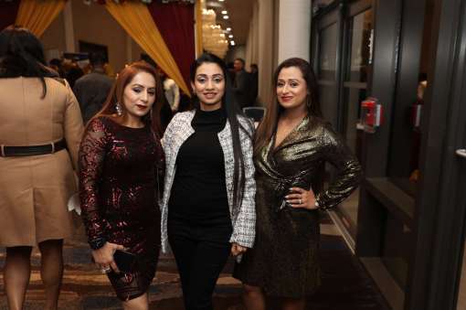 New Year Eve with Ameesha Patel-Live Performance 23-24