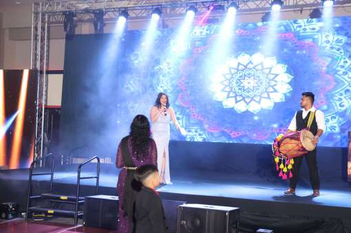 New Year Eve with Ameesha Patel-Live Performance 23-24
