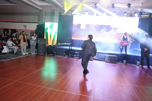 New Year Eve with Ameesha Patel-Live Performance 23-24