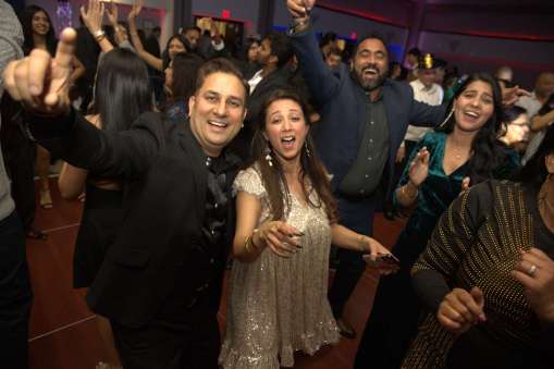 New Year Eve with Ameesha Patel-Live Performance 23-24