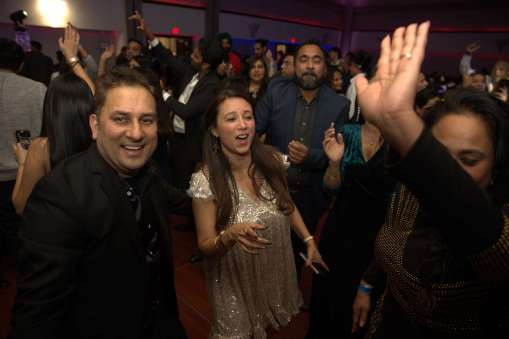 New Year Eve with Ameesha Patel-Live Performance 23-24