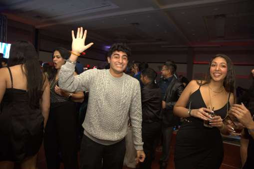 New Year Eve with Ameesha Patel-Live Performance 23-24