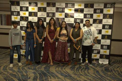 New Year Eve with Ameesha Patel-Live Performance 23-24