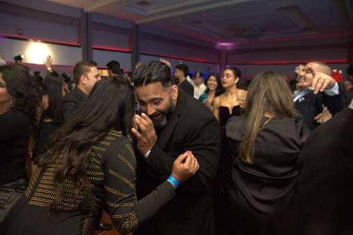 New Year Eve with Ameesha Patel-Live Performance 23-24