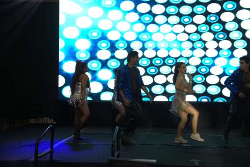 New Year Eve with Ameesha Patel-Live Performance 23-24