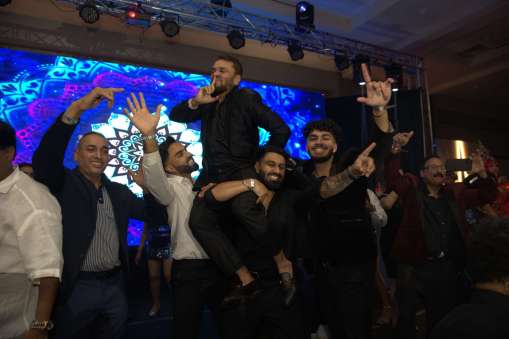 New Year Eve with Ameesha Patel-Live Performance 23-24