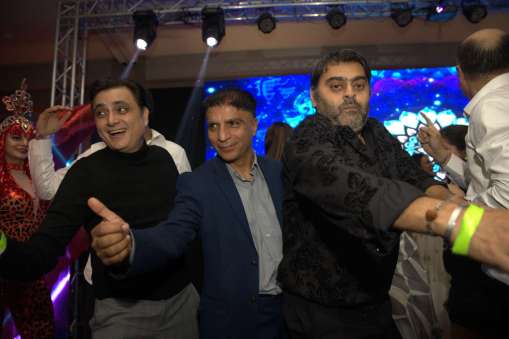 New Year Eve with Ameesha Patel-Live Performance 23-24