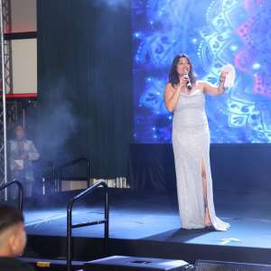 New Year Eve with Ameesha Patel-Live Performance 23-24