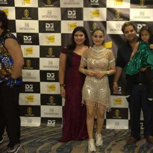 New Year Eve with Ameesha Patel-Live Performance 23-24